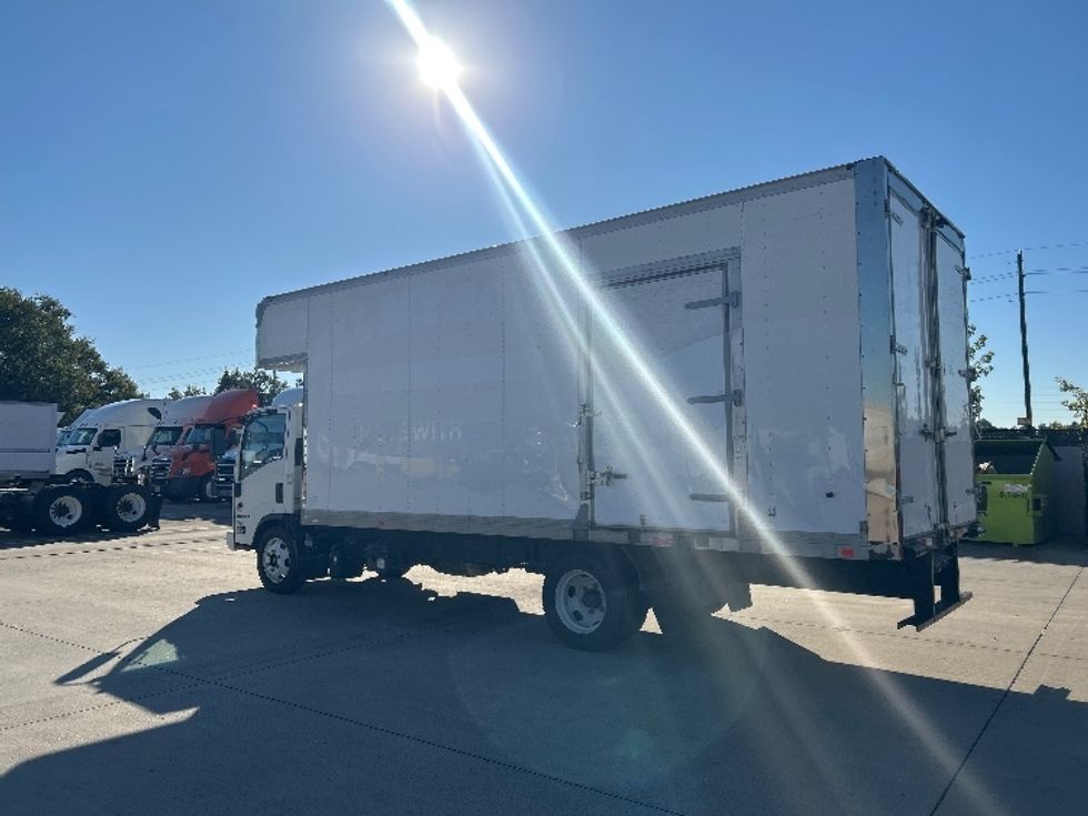 Medium Duty Box Truck-Light and Medium Duty Trucks-Isuzu-2020-NRR-Houston-TX-90,461\n\t\tmiles-$ 47,000 - Image 6