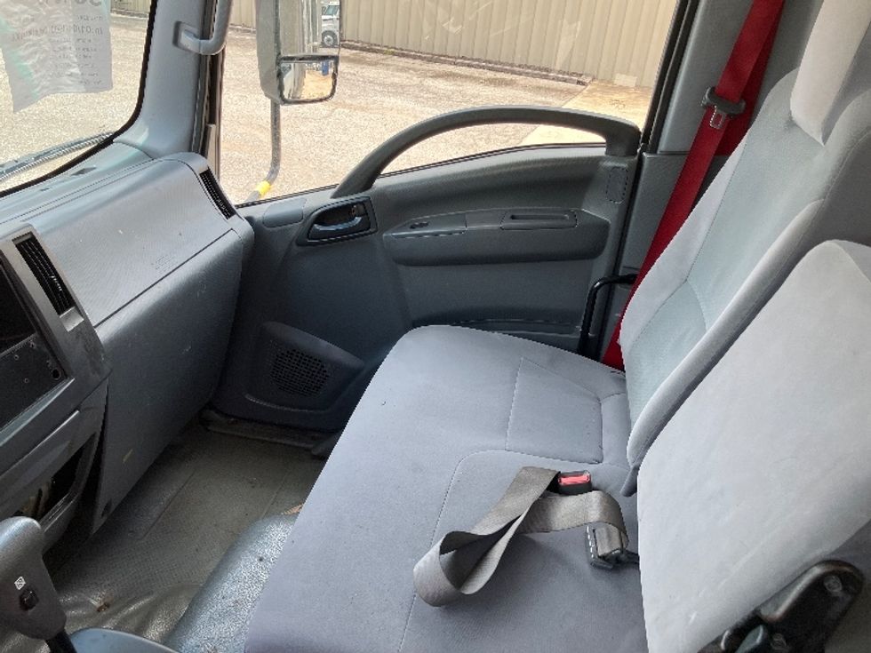 Medium Duty Box Truck-Light and Medium Duty Trucks-Isuzu-2020-NRR-Hueytown-AL-108,285\n\t\tmiles-$ 43,250 - Image 18