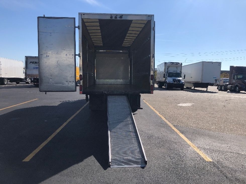 Medium Duty Box Truck-Light and Medium Duty Trucks-Isuzu-2020-NRR-Indianapolis-IN-86,564\n\t\tmiles-$ 46,000 - Image 9