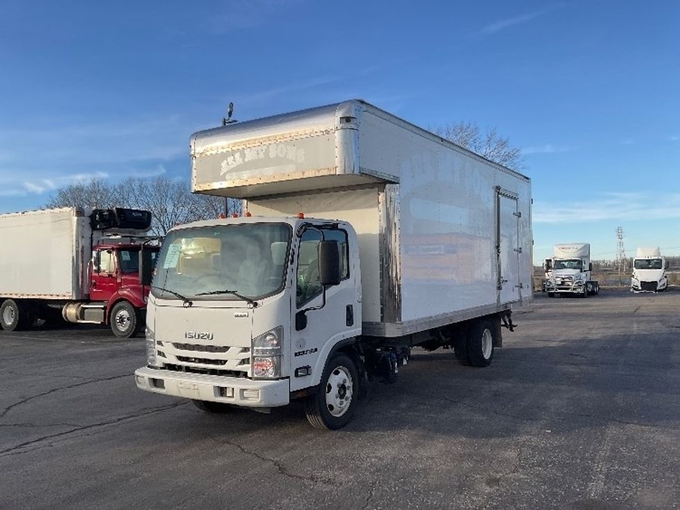 Medium Duty Box Truck-Light and Medium Duty Trucks-Isuzu-2020-NRR-Kansas City-MO-86,589\n\t\tmiles-$ 47,500 - Image 3