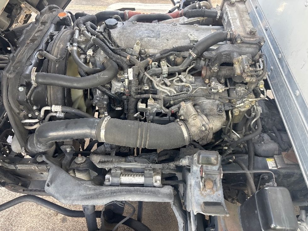 Medium Duty Box Truck-Light and Medium Duty Trucks-Isuzu-2020-NRR-Katy-TX-88,781\n\t\tmiles-$ 51,250 - Image 20