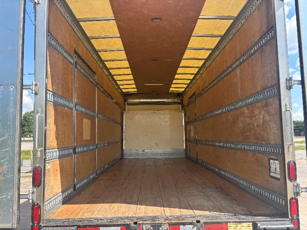 Medium Duty Box Truck-Light and Medium Duty Trucks-Isuzu-2020-NRR-Katy-TX-88,781\n\t\tmiles-$ 51,250 - Image 8