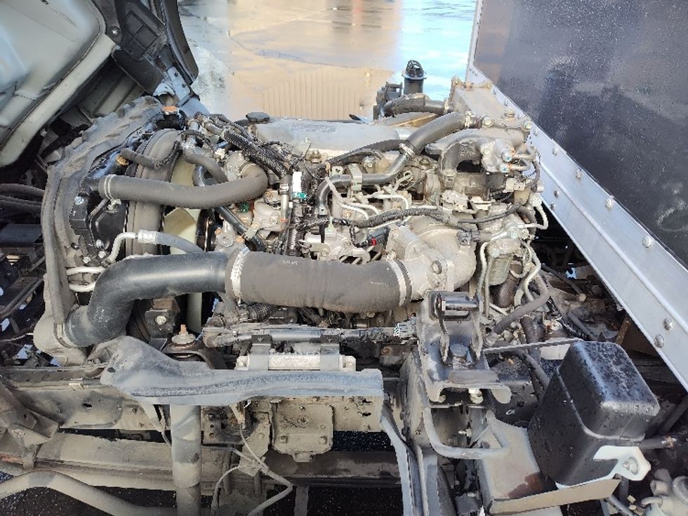 Medium Duty Box Truck-Light and Medium Duty Trucks-Isuzu-2020-NRR-Kent-WA-105,397\n\t\tmiles-$ 45,500 - Image 23