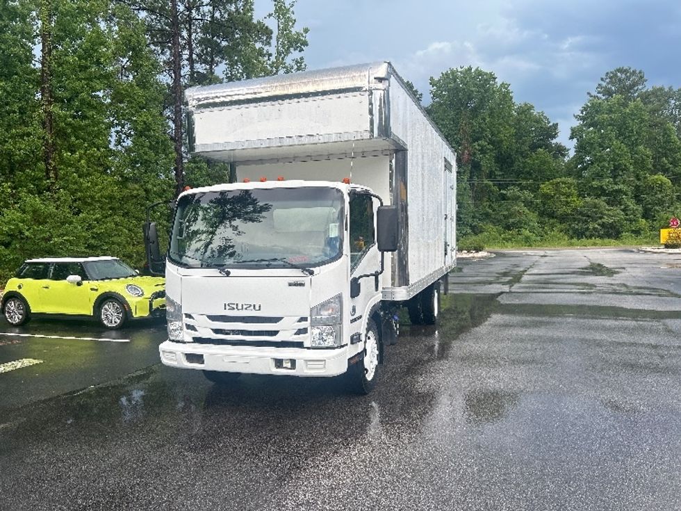 Medium Duty Box Truck-Light and Medium Duty Trucks-Isuzu-2020-NRR-Ladson-SC-94,124\n\t\tmiles-$ 45,000 - Image 3