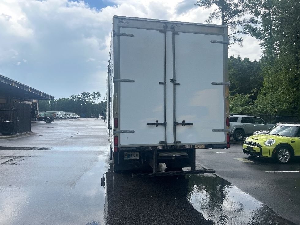 Medium Duty Box Truck-Light and Medium Duty Trucks-Isuzu-2020-NRR-Ladson-SC-94,124\n\t\tmiles-$ 45,000 - Image 7