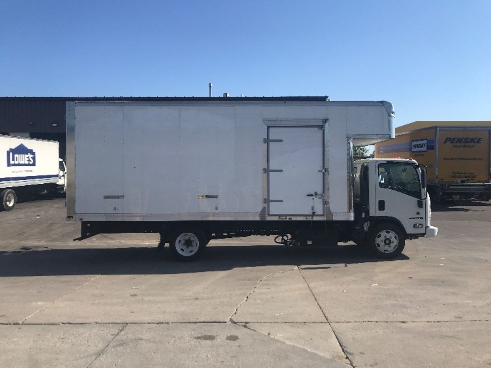Medium Duty Box Truck-Light and Medium Duty Trucks-Isuzu-2020-NRR-Louisville-KY-81,167\n\t\tmiles-$ 52,000 - Image 14