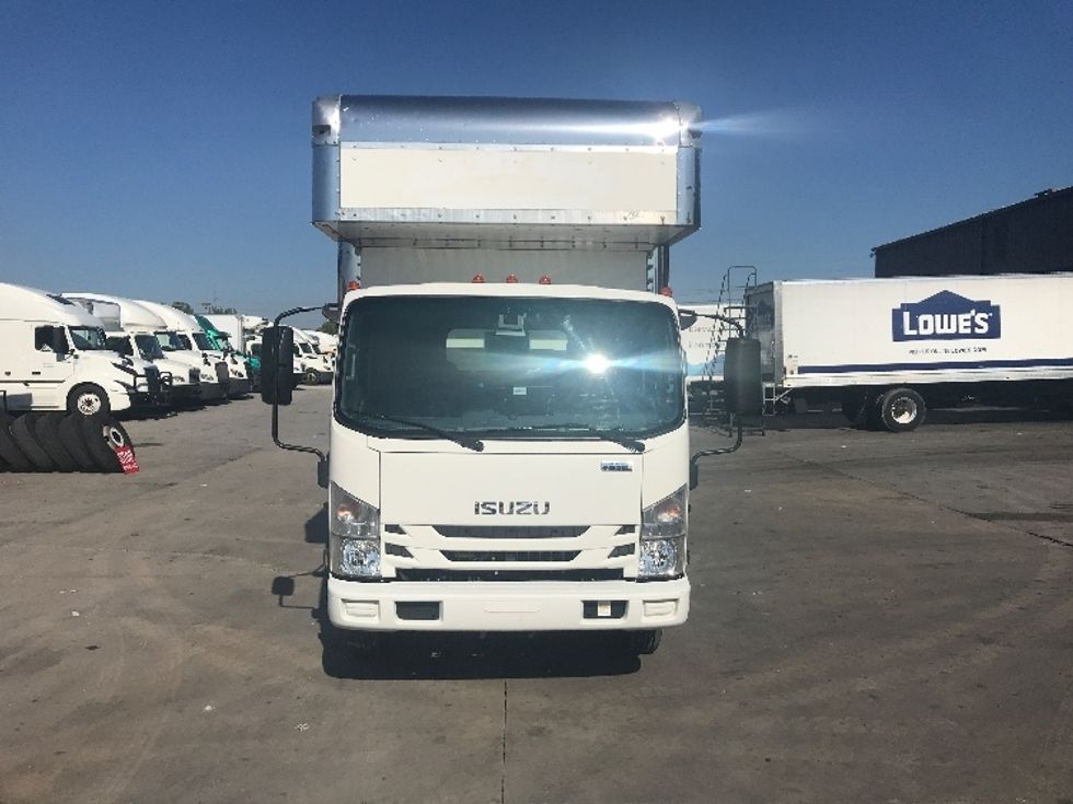 Medium Duty Box Truck-Light and Medium Duty Trucks-Isuzu-2020-NRR-Louisville-KY-81,167\n\t\tmiles-$ 52,000 - Image 2