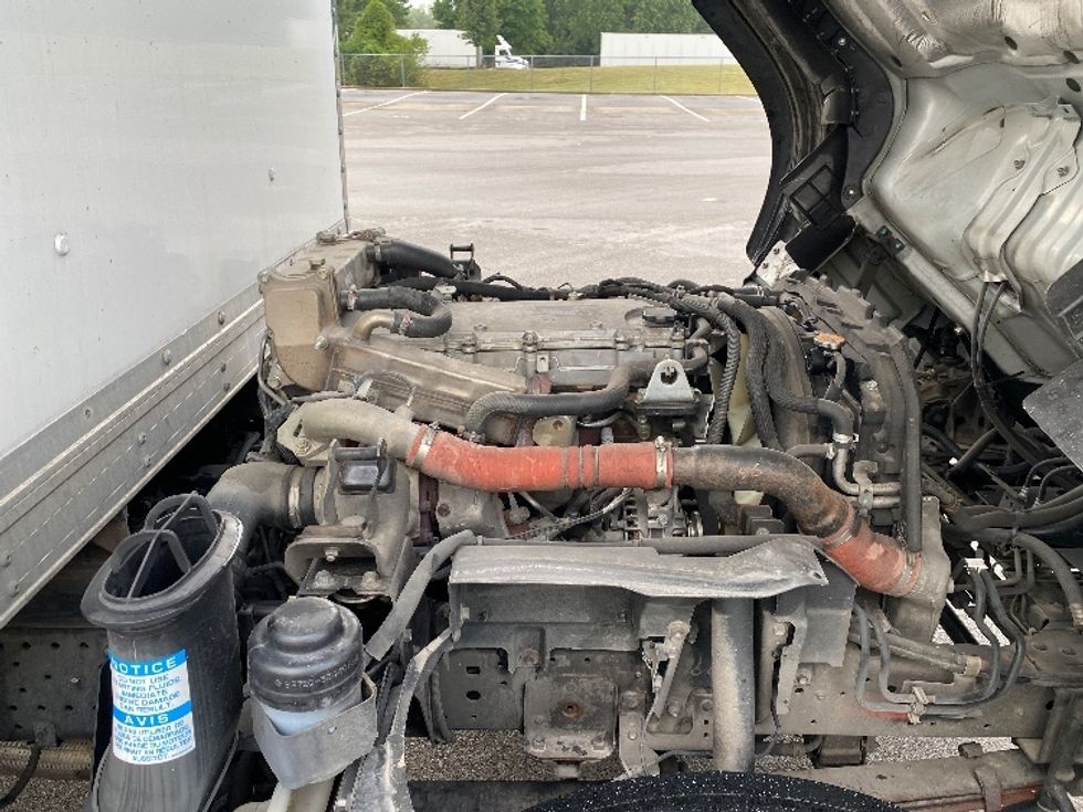 Medium Duty Box Truck-Light and Medium Duty Trucks-Isuzu-2020-NRR-Louisville-KY-81,167\n\t\tmiles-$ 52,000 - Image 22