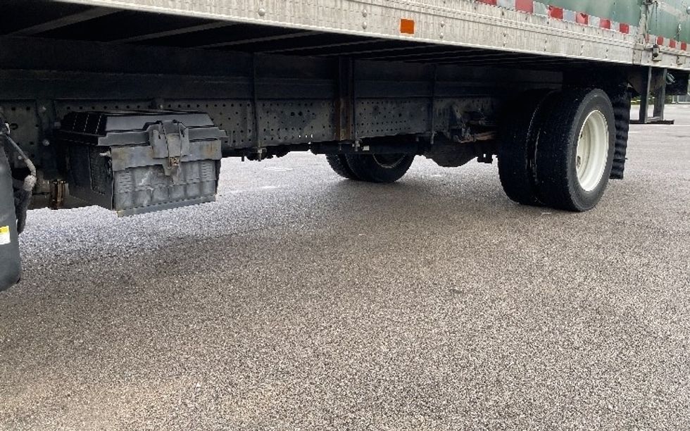 Medium Duty Box Truck-Light and Medium Duty Trucks-Isuzu-2020-NRR-Louisville-KY-81,167\n\t\tmiles-$ 52,000 - Image 5