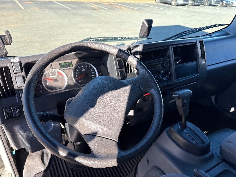 Medium Duty Box Truck-Light and Medium Duty Trucks-Isuzu-2020-NRR-Mebane-NC-86,269\n\t\tmiles-$ 48,750 - Image 16