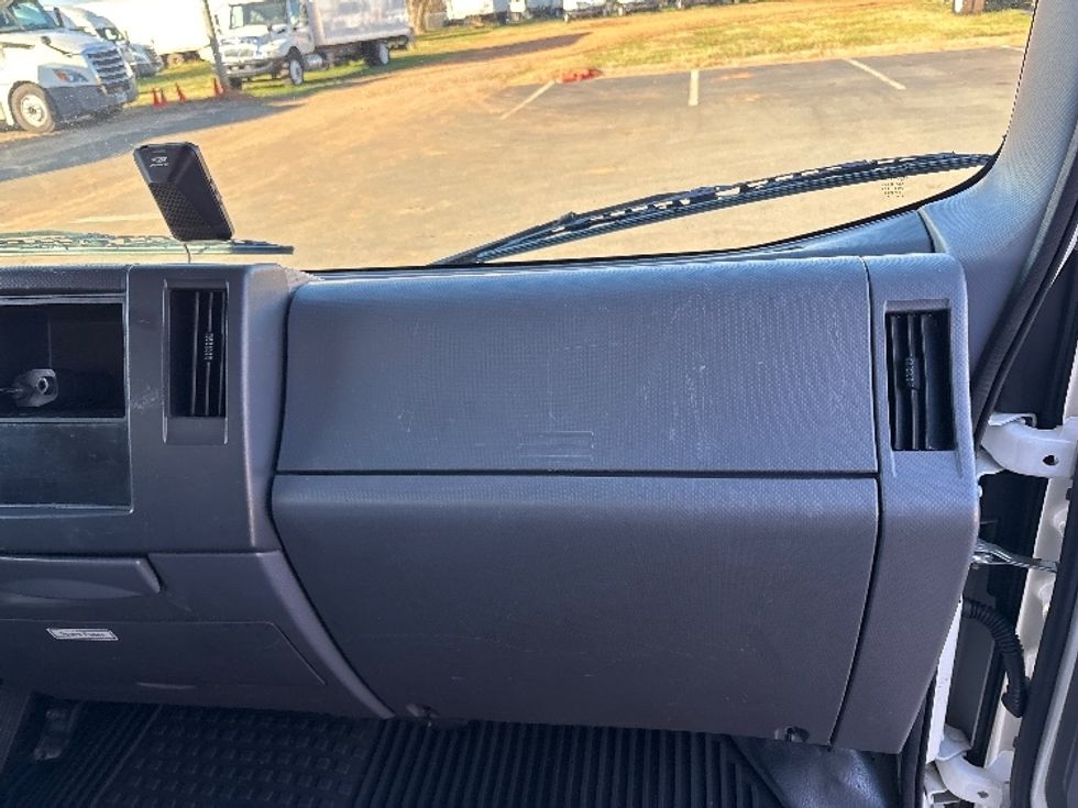 Medium Duty Box Truck-Light and Medium Duty Trucks-Isuzu-2020-NRR-Mebane-NC-86,269\n\t\tmiles-$ 48,750 - Image 20