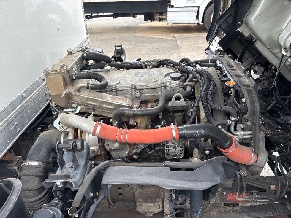 Medium Duty Box Truck-Light and Medium Duty Trucks-Isuzu-2020-NRR-Mebane-NC-86,269\n\t\tmiles-$ 48,750 - Image 22