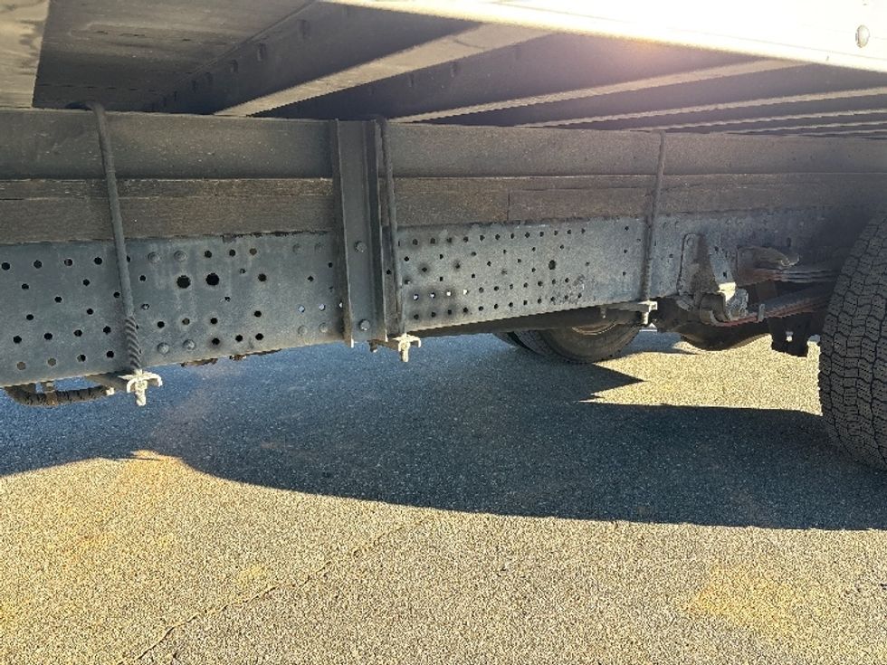 Medium Duty Box Truck-Light and Medium Duty Trucks-Isuzu-2020-NRR-Mebane-NC-86,269\n\t\tmiles-$ 48,750 - Image 5