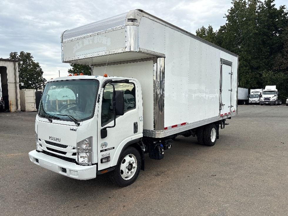 Medium Duty Box Truck-Light and Medium Duty Trucks-Isuzu-2020-NRR-Mebane-NC-89,067\n\t\tmiles-$ 52,250 - Image 3