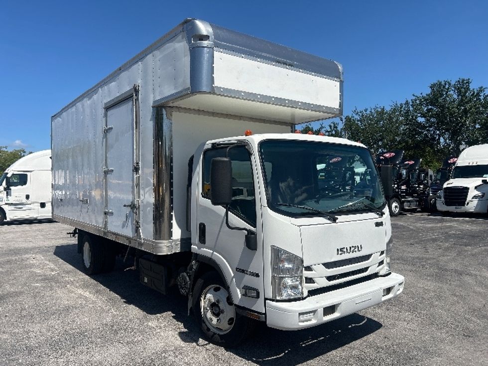 Medium Duty Box Truck-Light and Medium Duty Trucks-Isuzu-2020-NRR-Medley-FL-107,265\n\t\tmiles-$ 45,500 - Image 1