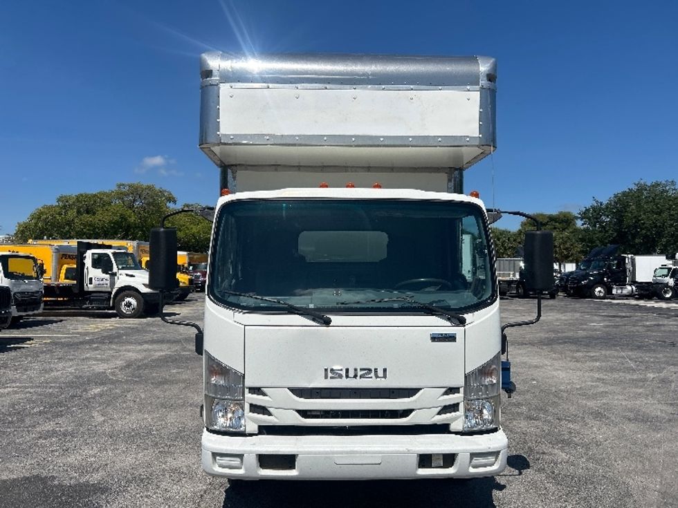Medium Duty Box Truck-Light and Medium Duty Trucks-Isuzu-2020-NRR-Medley-FL-107,265\n\t\tmiles-$ 45,500 - Image 2