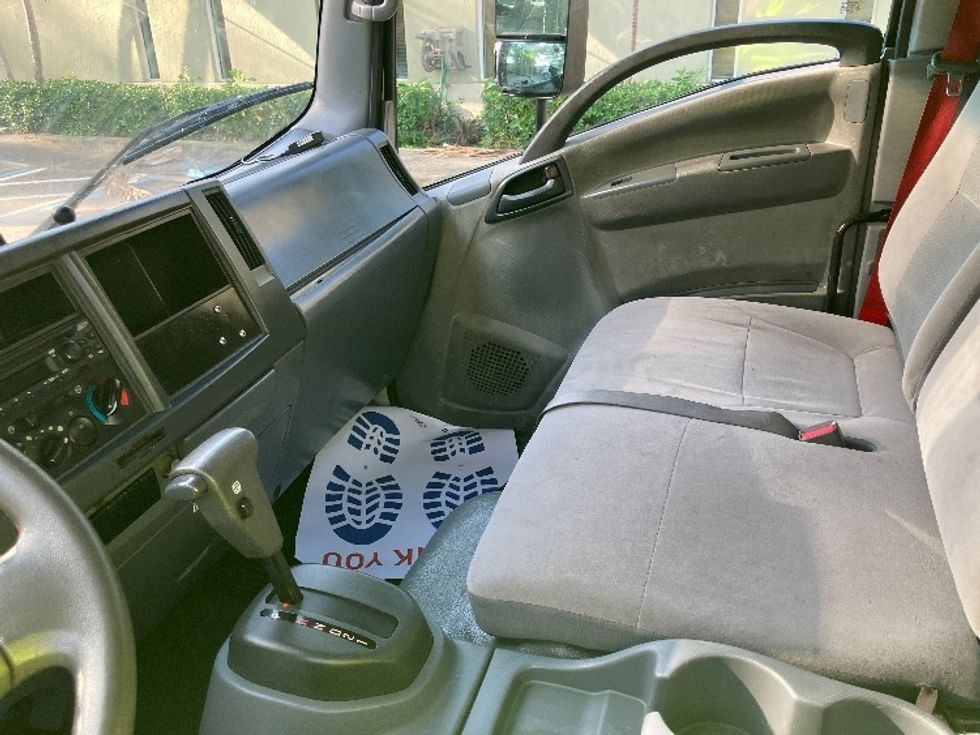 Medium Duty Box Truck-Light and Medium Duty Trucks-Isuzu-2020-NRR-Miami-FL-73,910\n\t\tmiles-$ 47,250 - Image 19