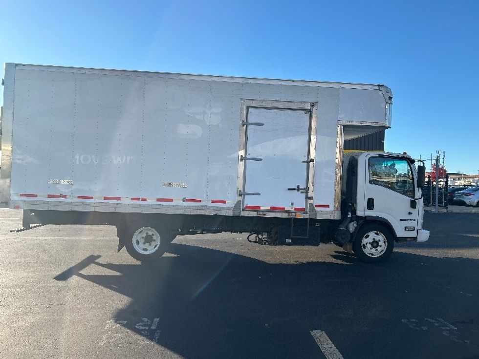 Medium Duty Box Truck-Light and Medium Duty Trucks-Isuzu-2020-NRR-Montgomery-NY-112,275\n\t\tmiles-$ 39,750 - Image 14