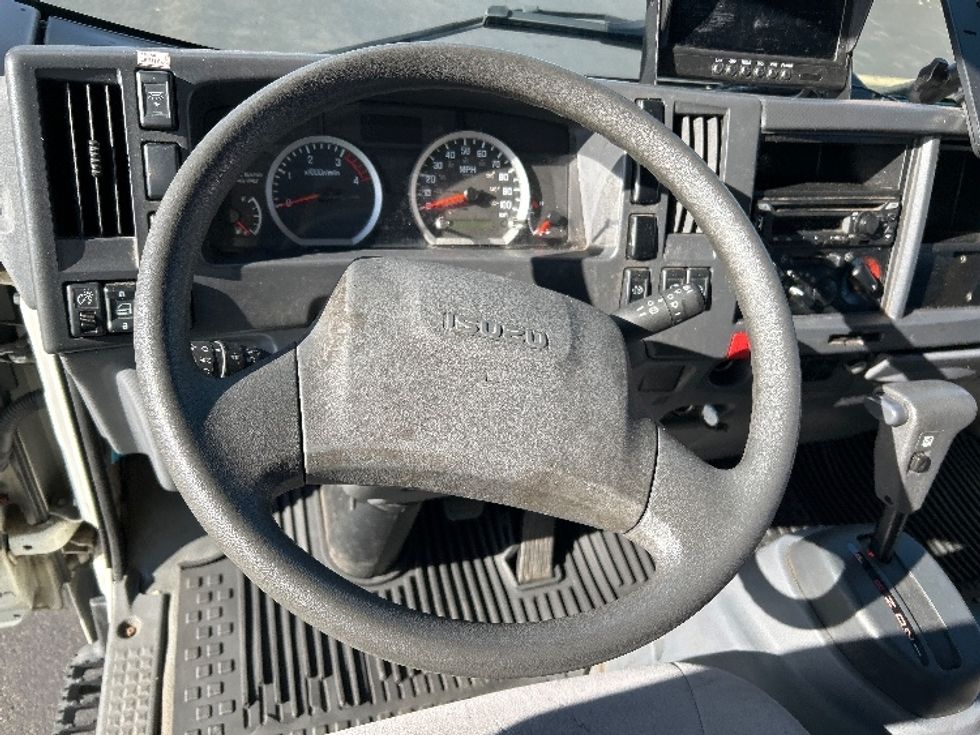 Medium Duty Box Truck-Light and Medium Duty Trucks-Isuzu-2020-NRR-Montgomery-NY-112,275\n\t\tmiles-$ 39,750 - Image 16