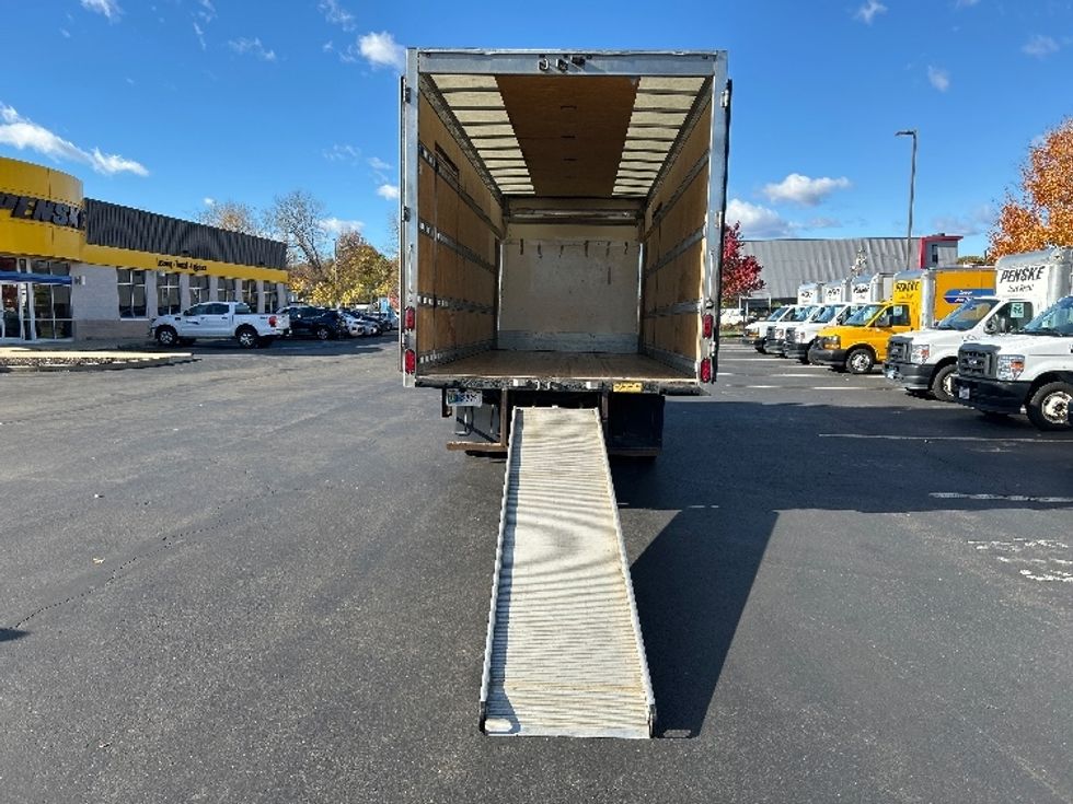 Medium Duty Box Truck-Light and Medium Duty Trucks-Isuzu-2020-NRR-Montgomery-NY-112,275\n\t\tmiles-$ 39,750 - Image 9