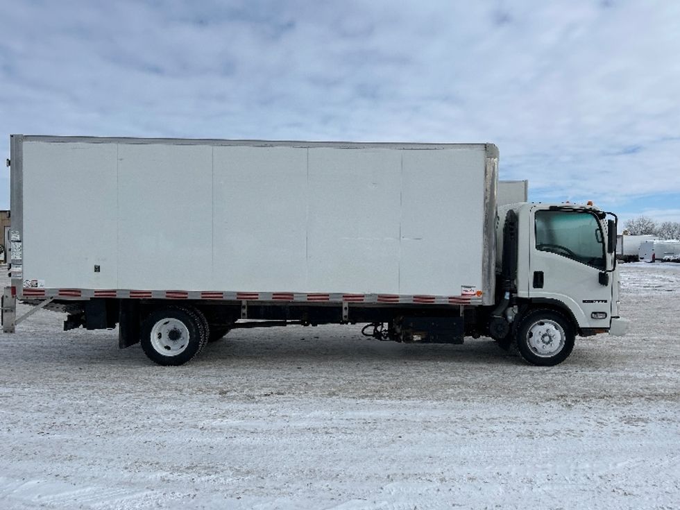 Medium Duty Box Truck-Light and Medium Duty Trucks-Isuzu-2020-NRR-Montreal-PQ-155,970\n\t\tkm-$ 63,500 - Image 15