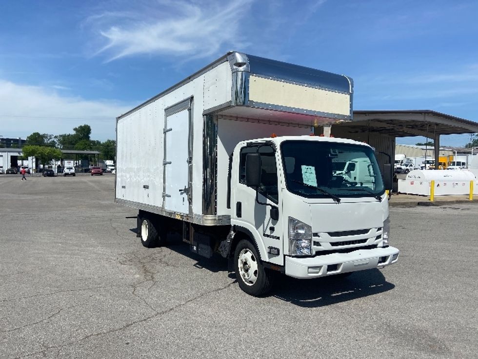 Medium Duty Box Truck-Light and Medium Duty Trucks-Isuzu-2020-NRR-Nashville (Mount Juliet)-TN-114,765\n\t\tmiles-$ 48,500 - Image 1