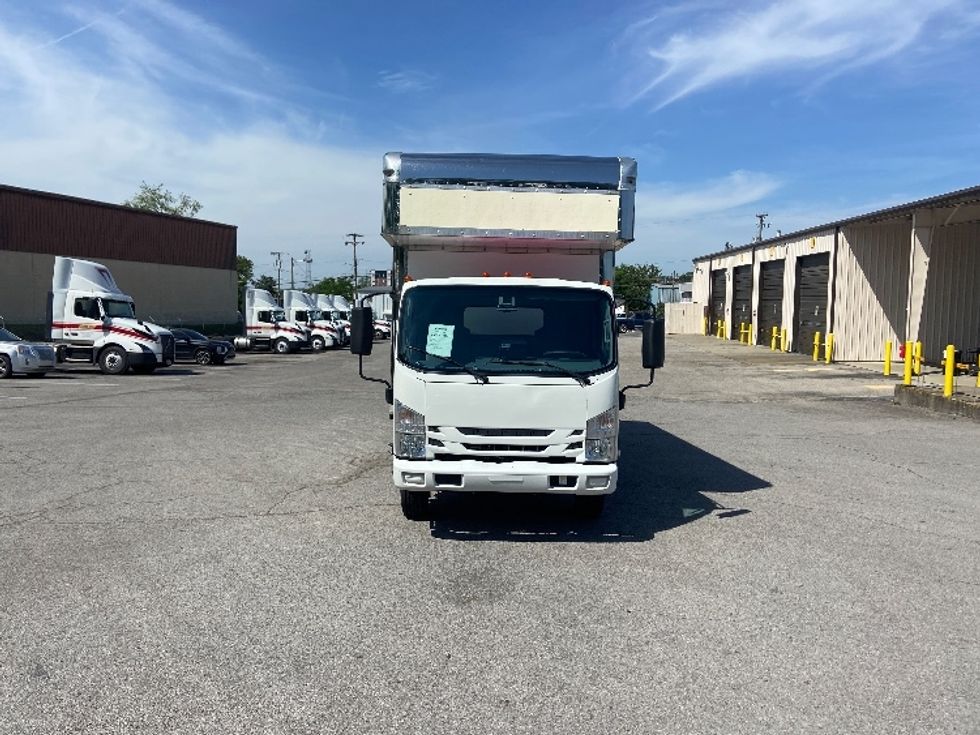 Medium Duty Box Truck-Light and Medium Duty Trucks-Isuzu-2020-NRR-Nashville (Mount Juliet)-TN-114,765\n\t\tmiles-$ 48,500 - Image 2