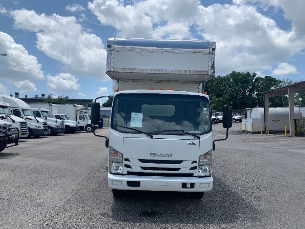 Medium Duty Box Truck-Light and Medium Duty Trucks-Isuzu-2020-NRR-Nashville-TN-61,345\n\t\tmiles-$ 48,500 - Image 2