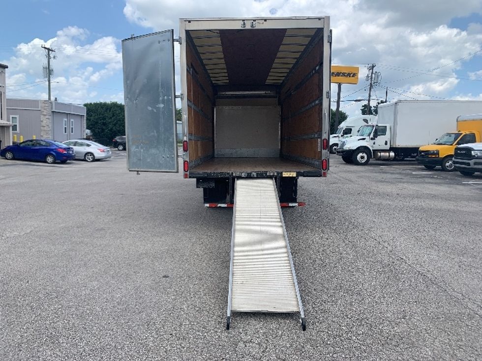 Medium Duty Box Truck-Light and Medium Duty Trucks-Isuzu-2020-NRR-Nashville-TN-61,345\n\t\tmiles-$ 48,500 - Image 9