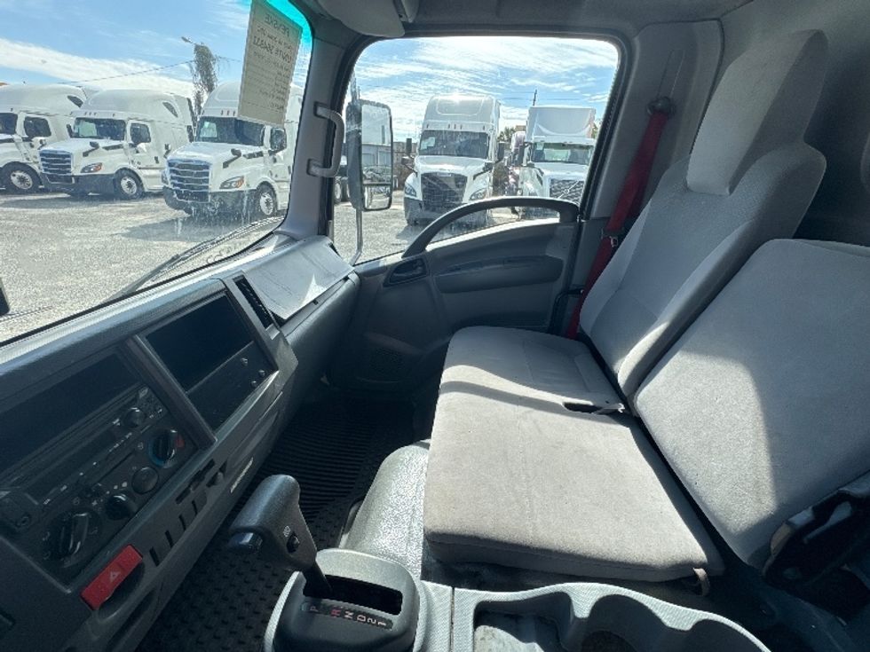 Medium Duty Box Truck-Light and Medium Duty Trucks-Isuzu-2020-NRR-Ocala-FL-125,613\n\t\tmiles-$ 43,500 - Image 18