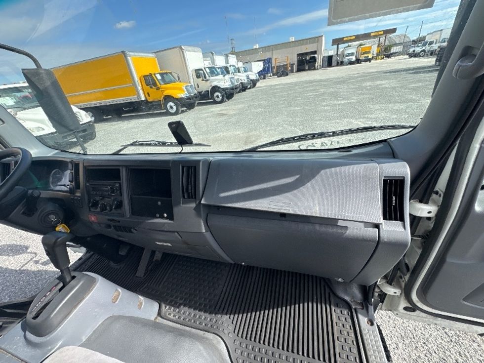 Medium Duty Box Truck-Light and Medium Duty Trucks-Isuzu-2020-NRR-Ocala-FL-125,613\n\t\tmiles-$ 43,500 - Image 20
