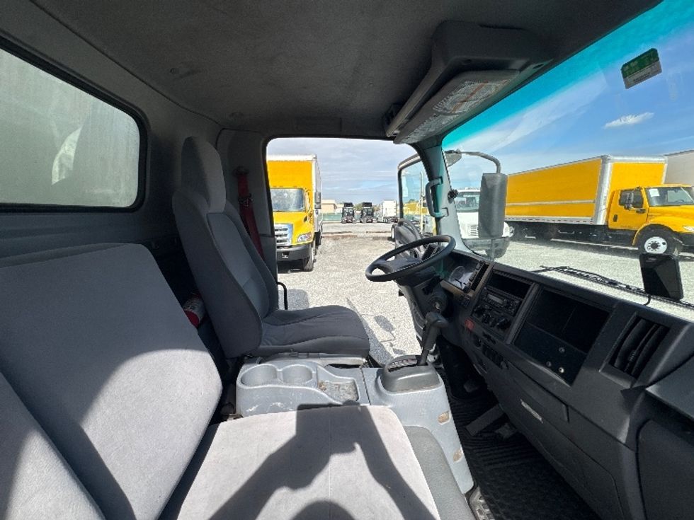 Medium Duty Box Truck-Light and Medium Duty Trucks-Isuzu-2020-NRR-Ocala-FL-125,613\n\t\tmiles-$ 43,500 - Image 21