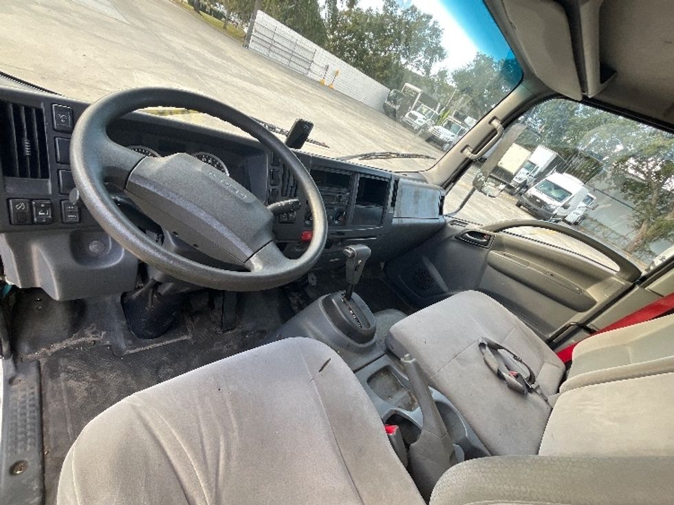 Medium Duty Box Truck-Light and Medium Duty Trucks-Isuzu-2020-NRR-Orlando-FL-119,603\n\t\tmiles-$ 44,000 - Image 17
