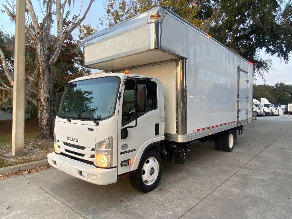 Medium Duty Box Truck-Light and Medium Duty Trucks-Isuzu-2020-NRR-Orlando-FL-119,603\n\t\tmiles-$ 44,000 - Image 3