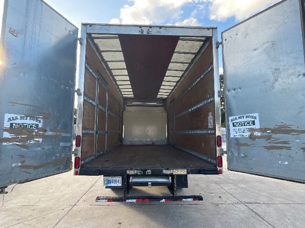 Medium Duty Box Truck-Light and Medium Duty Trucks-Isuzu-2020-NRR-Orlando-FL-119,603\n\t\tmiles-$ 44,000 - Image 8