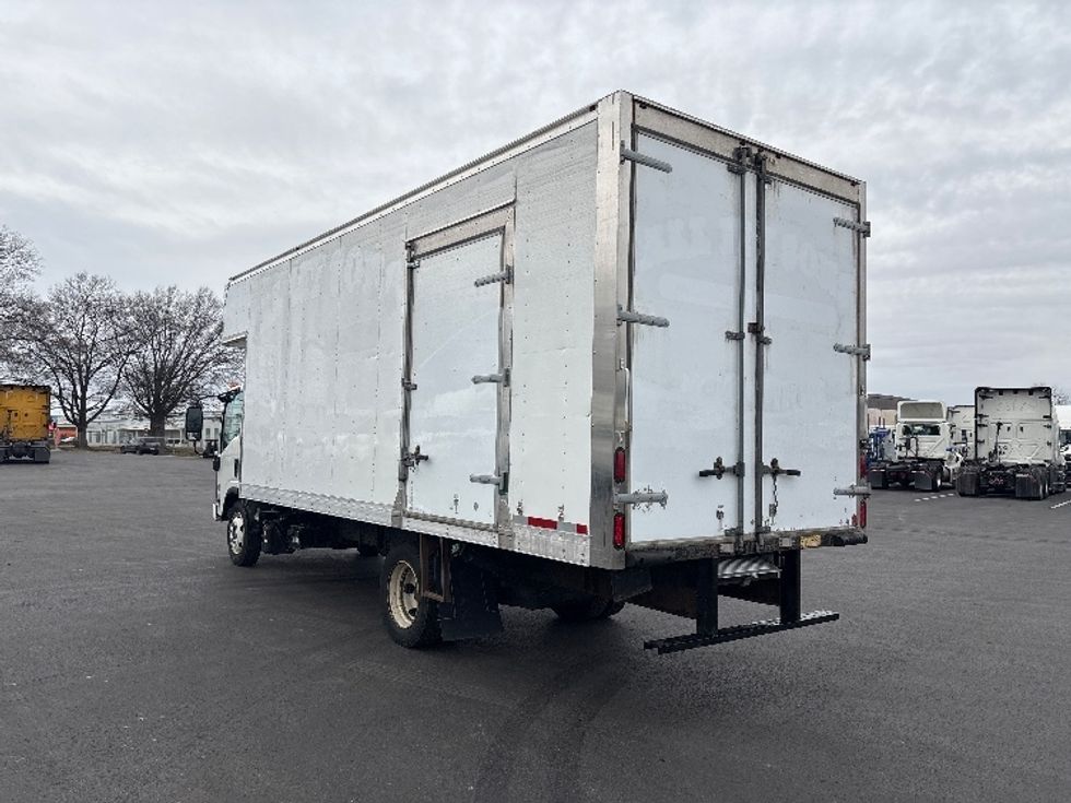 Medium Duty Box Truck-Light and Medium Duty Trucks-Isuzu-2020-NRR-Pennsauken-NJ-118,253\n\t\tmiles-$ 45,250 - Image 6
