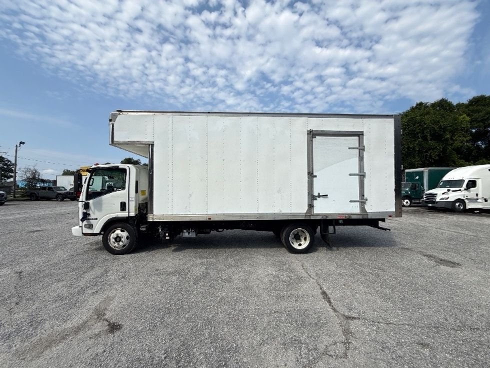 Medium Duty Box Truck-Light and Medium Duty Trucks-Isuzu-2020-NRR-Pensacola-FL-106,177\n\t\tmiles-$ 43,500 - Image 4