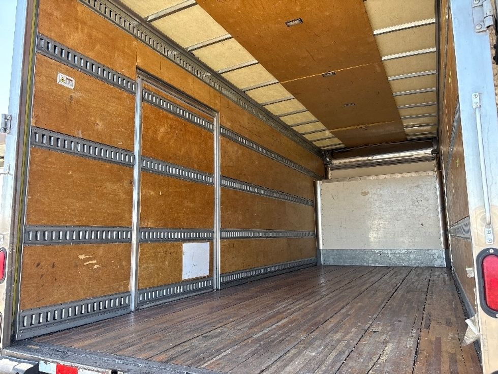 Medium Duty Box Truck-Light and Medium Duty Trucks-Isuzu-2020-NRR-Phoenix-AZ-101,626\n\t\tmiles-$ 46,000 - Image 10