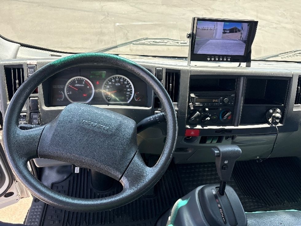 Medium Duty Box Truck-Light and Medium Duty Trucks-Isuzu-2020-NRR-Phoenix-AZ-101,626\n\t\tmiles-$ 46,000 - Image 17