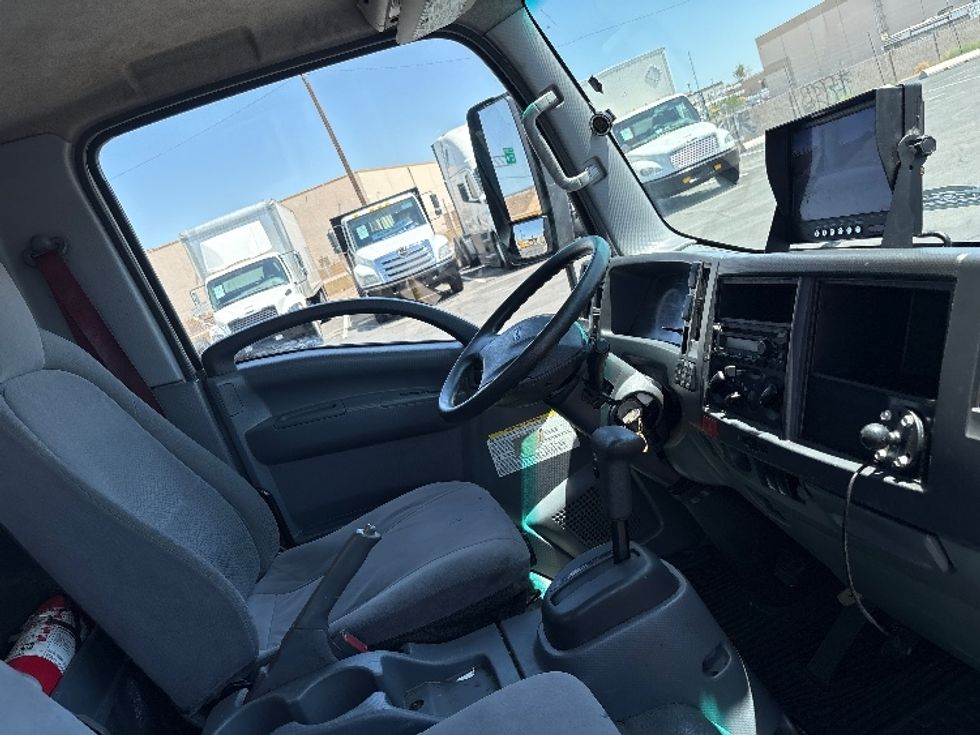 Medium Duty Box Truck-Light and Medium Duty Trucks-Isuzu-2020-NRR-Phoenix-AZ-101,626\n\t\tmiles-$ 46,000 - Image 21