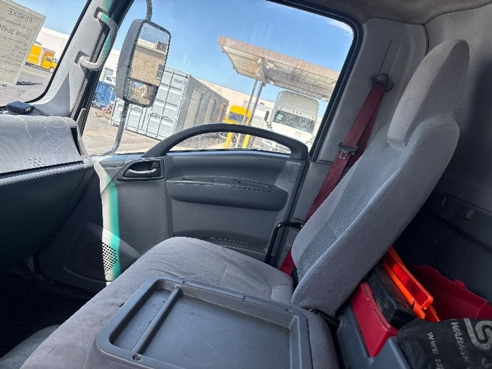 Medium Duty Box Truck-Light and Medium Duty Trucks-Isuzu-2020-NRR-Phoenix-AZ-119,051\n\t\tmiles-$ 44,250 - Image 15