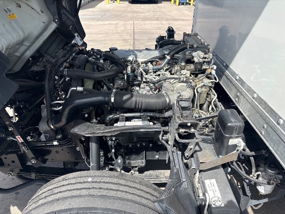 Medium Duty Box Truck-Light and Medium Duty Trucks-Isuzu-2020-NRR-Phoenix-AZ-119,051\n\t\tmiles-$ 44,250 - Image 23