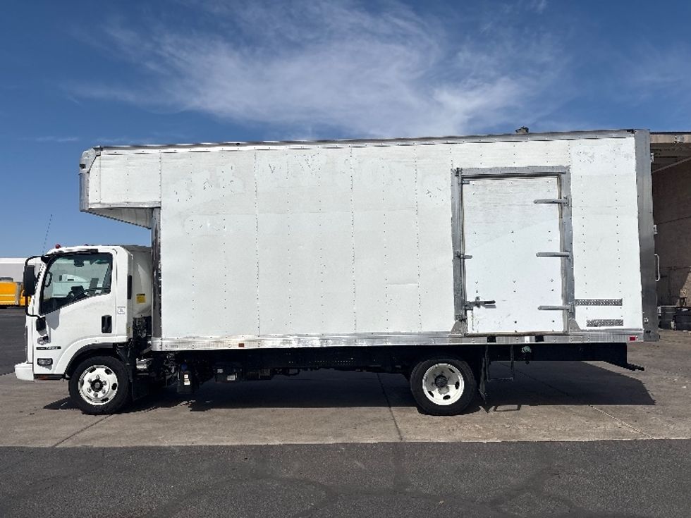 Medium Duty Box Truck-Light and Medium Duty Trucks-Isuzu-2020-NRR-Phoenix-AZ-119,051\n\t\tmiles-$ 44,250 - Image 4