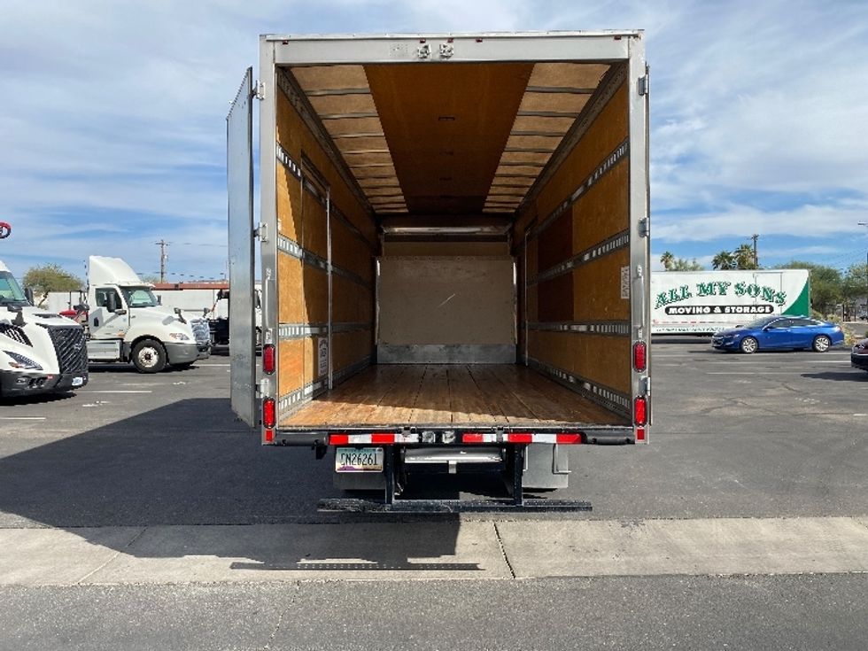 Medium Duty Box Truck-Light and Medium Duty Trucks-Isuzu-2020-NRR-Phoenix-AZ-97,491\n\t\tmiles-$ 49,250 - Image 7