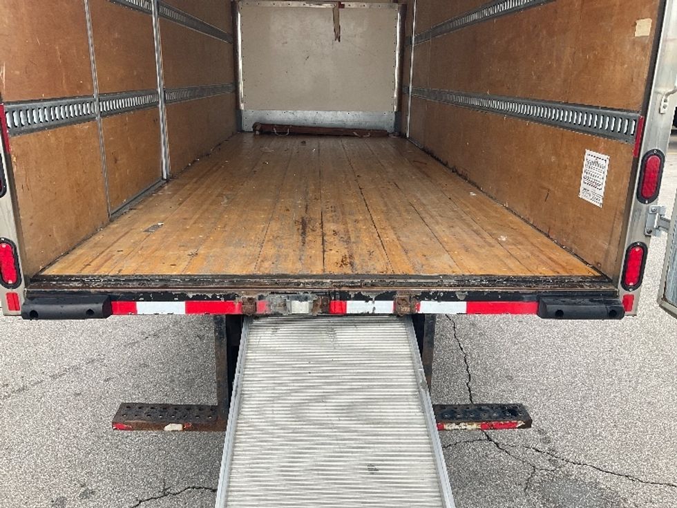 Medium Duty Box Truck-Light and Medium Duty Trucks-Isuzu-2020-NRR-Piqua-OH-101,079\n\t\tmiles-$ 48,750 - Image 10