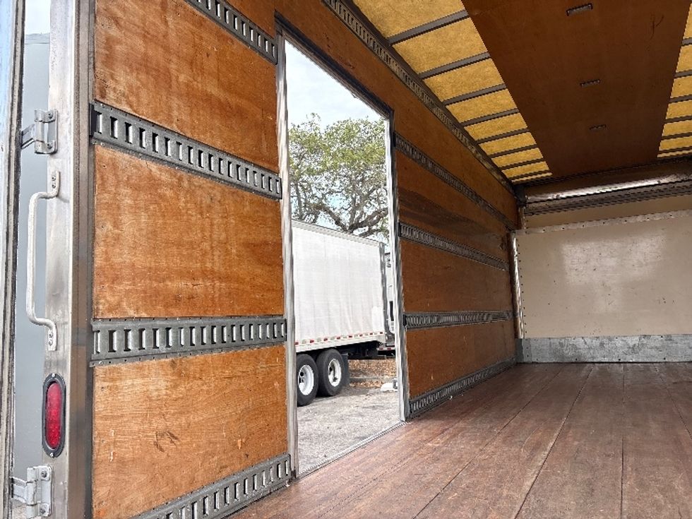 Medium Duty Box Truck-Light and Medium Duty Trucks-Isuzu-2020-NRR-Pompano Beach-FL-97,248\n\t\tmiles-$ 44,500 - Image 10