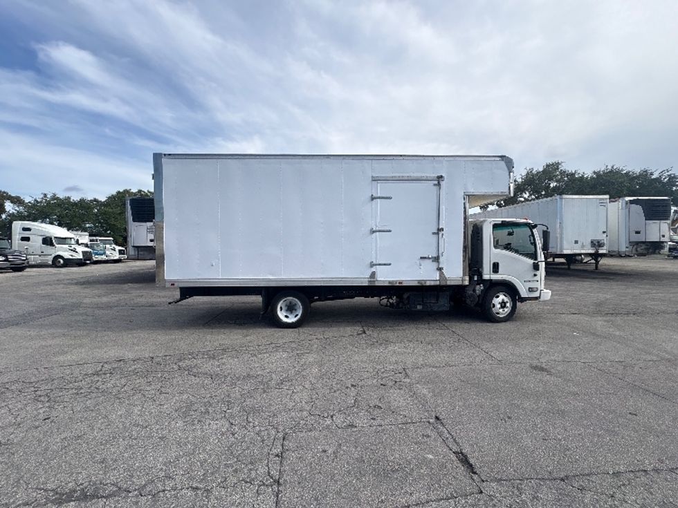 Medium Duty Box Truck-Light and Medium Duty Trucks-Isuzu-2020-NRR-Pompano Beach-FL-97,248\n\t\tmiles-$ 44,500 - Image 14
