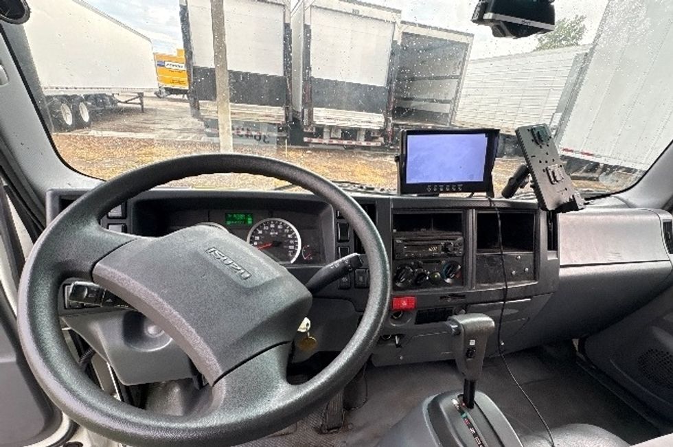 Medium Duty Box Truck-Light and Medium Duty Trucks-Isuzu-2020-NRR-Pompano Beach-FL-97,248\n\t\tmiles-$ 44,500 - Image 17