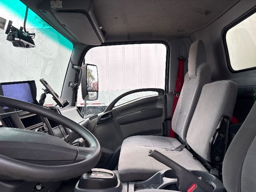 Medium Duty Box Truck-Light and Medium Duty Trucks-Isuzu-2020-NRR-Pompano Beach-FL-97,248\n\t\tmiles-$ 44,500 - Image 18