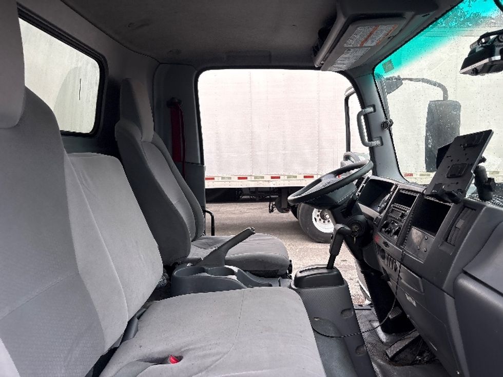 Medium Duty Box Truck-Light and Medium Duty Trucks-Isuzu-2020-NRR-Pompano Beach-FL-97,248\n\t\tmiles-$ 44,500 - Image 21